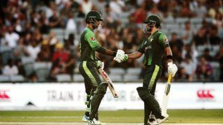 T20 World Cup: माइकल वॉन ने कहा- यूएई के हालात में किसी भी टीम को हरा सकती है पाकिस्तान