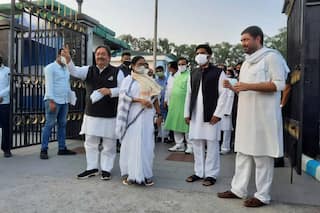 UP कांग्रेस के नेता राजेश पति त्र‍िपाठी और उनके बेटे ललितेश पति त्र‍िपाठी TMC में शामिल हुए