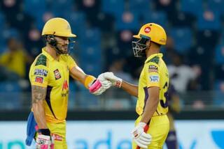 IPL 2021 Final: रुतुराज-डु प्‍लेसिस ने रचा इतिहास, विराट-डीविलयर्स के क्‍लब में हुए शामिल