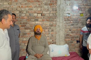 Lakhimpur Violence: Navjot Singh Sidhu Begins Hunger Strike, Demands Arrest of Union Minister’s Son