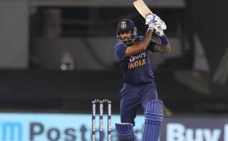 Suryakumar Yadav Hilariously Trolls Himself When Compared to Australia Great Michael Bevan