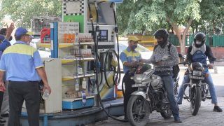 Petrol Price in Mumbai, Delhi at Highest-Ever Level; Check Fuel Rates in Your City