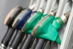 Petrol Price In Delhi: दिल्ली में पेट्रोल की कीमत 103.97 रुपये प्रति लीटर हुई, जानें- दूसरे मेट्रो शहरों में क्या हैं रेट?