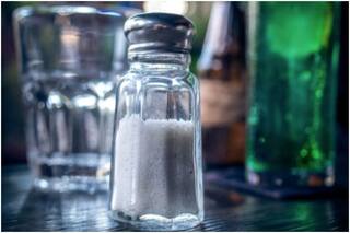 सरसों के तेल में मिलाएं चुटकी भर सेंधा नमक, ये 3 समस्याएं होंगी दूर