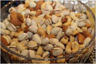 बच्‍चों को ऐसे ख‍िलाएं काजू, किशमिश और बादाम, एक्सपर्ट से जानें खाने का सही तरीका और फायदे