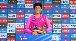 Richa Ghosh Becomes Seventh Indian to Play in WBBL