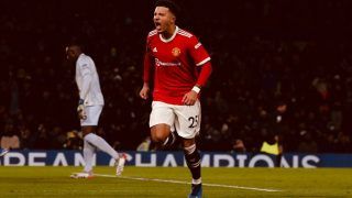 Manchester United Make Their Point Against Chelsea; Manchester City, Liverpool Close In At the Top