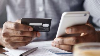 Online Debit | Credit Card Transaction Update: ऑनलाइन क्रेडिट-डेबिट कार्ड लेनदेन के लिए RBI का नया नियम 1 जनवरी से नहीं होगा लागू
