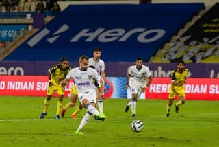 ISL Match Report: Vladimir Koman's Penalty Helps Chennaiyin FC Steal Win Against Hyderabad FC