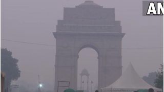 Delhi AQI: दिल्ली की वायु गुणवत्ता में मामूली सुधार, अब 'Poor Zone' में पहुंचा Index