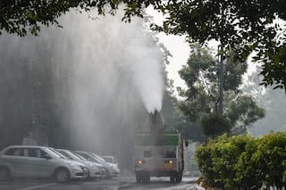 Pollution Crisis: Delhi Air Quality to Remain Very Poor; No Improvement in Sight for Next 3 Days
