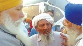 Separated in 1947, 2 Friends From Across The Border Reunite After 74 Years At Kartarpur Corridor