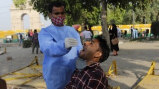 Coronavirus in India: कोरोना संक्रमण बन रहा खतरा! 24 घंटे में 13,154 लोग हुए संक्रमित