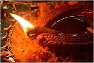 आज दिवाली के दिन चुपके से कर लें ये काम, चमक जाएगी किस्मत, घर में आएगा पैसा ही पैसा