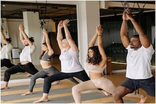 Yoga Asanas For WFH: Try These 5 Yoga Asanas if You're Working From Home to Remain Fit And Healthy