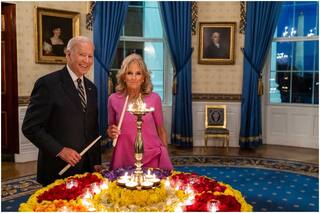 Happy Diwali 2021: दिवाली पर दुनियाभर में जश्न, अमेरिका के राष्ट्रपति से लेकर बिट्रेन के PM तक ने दी शुभकामनाएं