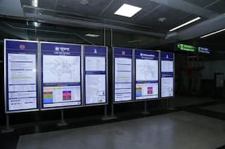 Good News For Delhiites: DMRC Installs Improved Information Signages At Metro Stations. Details Here