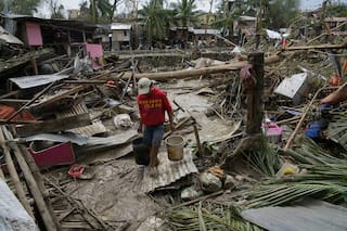 Philippines Typhoon: फिलीपींस में खतरनाक तूफान ने मचाई बड़ी तबाही, अबतक 208 लोगों की मौत