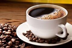 Is it a Good Idea to Drink Coffee on an Empty Stomach? Here's What We Know