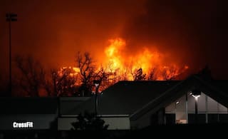 US: Colorado Wildfires Burn Hundreds of Homes, Force Thousands to Evacuate