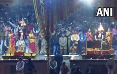 Kashi Vishwanath Corridor: PM Modi Attends Ganga Aarti, Laser Show at Dashashwamedh Ghat in Varanasi | Highlights