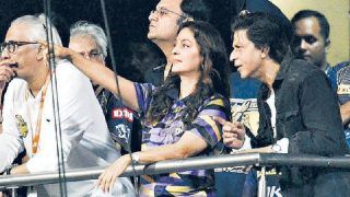 Idhar Udhar Ki Baatein...Kisiko Kuch Nahi Bolte: Juhi Reveals How Shah Rukh Backtracks On His Word In KKR Team Meetings | WATCH VIDEO