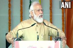 PM Modi Transfers Rs 1,000 crore to Bank Accounts of Self Help Groups