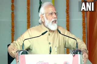 PM Modi Transfers Rs 1,000 crore to Bank Accounts of Self Help Groups