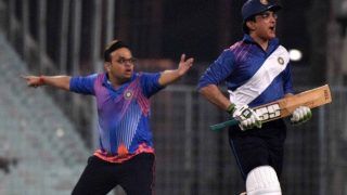 BCCI SGM Match: Sourav Ganguly ने 20 बॉल में ठोके 35 रन, फिर भी 1 रन से हार गई टीम