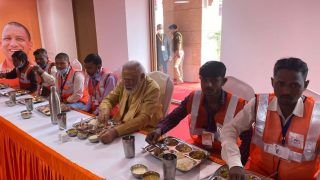 Here's What PM Modi Had In Lunch With Kaamgars of Kashi Vishwanath Corridor | PHOTOS
