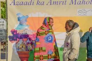 Cold Wave Grips Delhi as Minimum Temperature Drops to 3.2 Degree Celsius