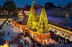 How to Reach Kashi Vishwanath Temple in Varanasi by Road, Train or Air