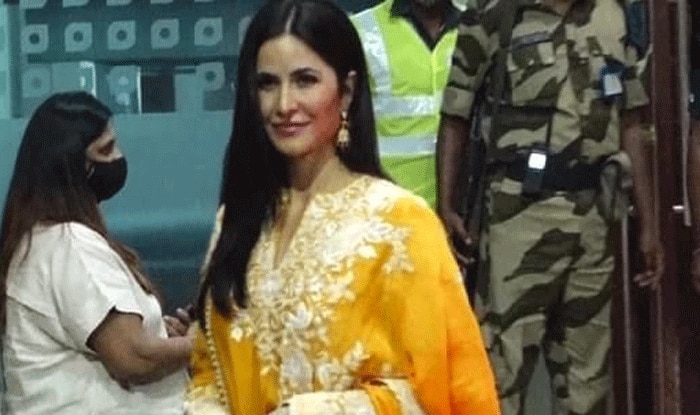 Katrina Kaif-Vicky Kaushal Wedding Live Updates: विक्की-कैटरीना की शादी का जश्न शुरू, पीले लहंगे में सजी-संवरी दिखीं