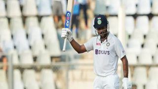 Mayank Agarwal ने मुंबई टेस्ट में बनाए 212 रन, दिग्गजों की लिस्ट में शुमार