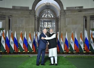 Legacy of Gujarat! Here's What PM Modi Gifted President Vladimir Putin During India-Russia Summit