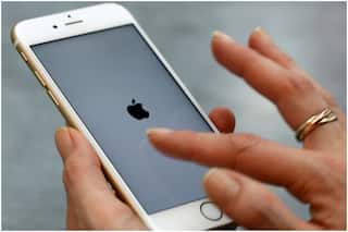 Apple Device Users, Pay ATTENTION! Company Not Accepting Debit, Credit Cards For Payments in India. Here's Why