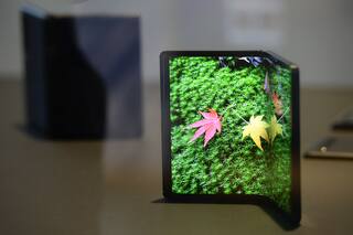 Pixel Fold Smartphone Design Revealed In Android 12L Beta 2