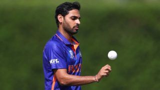 'मुझे नहीं लगता निकट भविष्‍य में भुवनेश्‍वर कुमार को वनडे-टी20 में मौका मिलेगा'