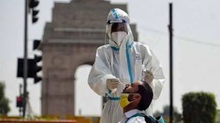 Delhi में थम रही कोरोना की रफ्तार! बीते 24 घंटे में संक्रमण के नए मामलों से ज्यादा लोगों ने दी इस बीमारी को मात