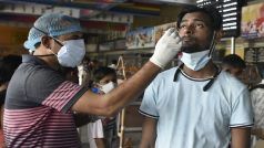 Corona virus in Delhi: दिल्ली में कोरोना से 24 घंटे में 43 लोगों की मौत, 12306 नए केस मिले