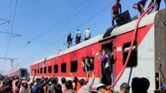 Indian Railway IRCTC : गांधीधाम-पुरी सुपरफास्ट एक्सप्रेस में लगी आग, कोई हताहत नहीं, आग पर काबू पाया गया