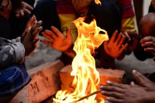 Weather Report: यूपी-दिल्ली-हरियाणा-पंजाब सहित कई राज्यों में अभी और ठंड है बाकी, 17 फरवरी तक रहें अलर्ट