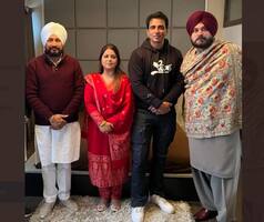 Malvika Sood, Actor Sonu Sood's Sister Joins Punjab Congress Ahead of Assembly Elections 2022