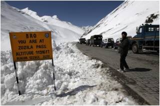 Ladakh Hindi News: बीआरओ ने असंभव को कर दिया संभव, 11649 फीट की ऊंचाई पर जोजिला तक बनाई पहुंच
