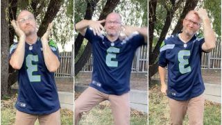 Viral Video: अमेरिकी शख्स को खूब पसंद आया 'रिंकिया के पापा' भोजपुरी सॉन्ग, बगीचे में किया ऐसा डांस बस देखते रह जाएंगे- देखें वीडियो