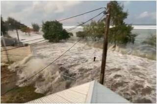 VIDEO: इस देश में समुद्र के अंदर ज्वालामुखी फटा, सुनामी की चेतावनी, सुरक्षित जगह भाग रहे लोग