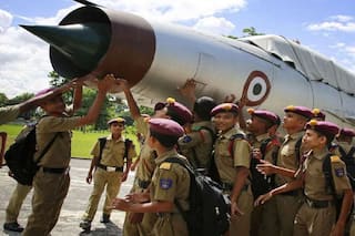 Sainik schools for girls: देश में खुलेंगे 100 नये सैनिक स्‍कूल, लडकियों को मिलेगा एडमिशन का मौका