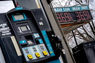 International Oil Prices Hit $100-mark For First Time As Russia Invades Ukraine