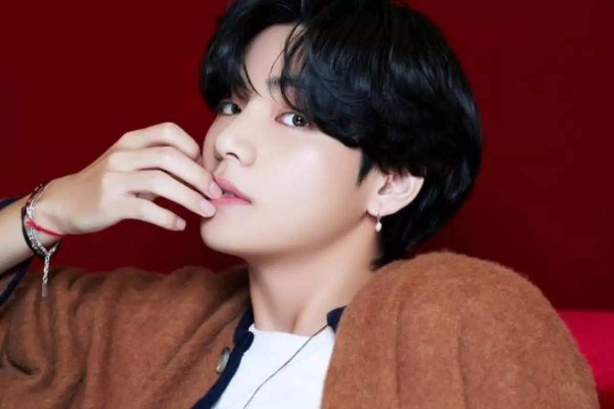 BTS V Sparks Debate With His COVID Speech at UNGA, Netizens Dig Out Video  of Him Not Wearing Mask