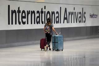 Vaccinated foreign travellers to S.Korea to be exempted from self-quarantine